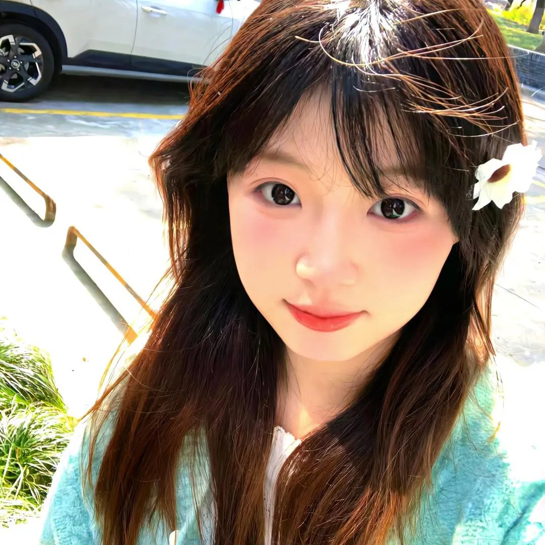 跪毯旁的眼泪
